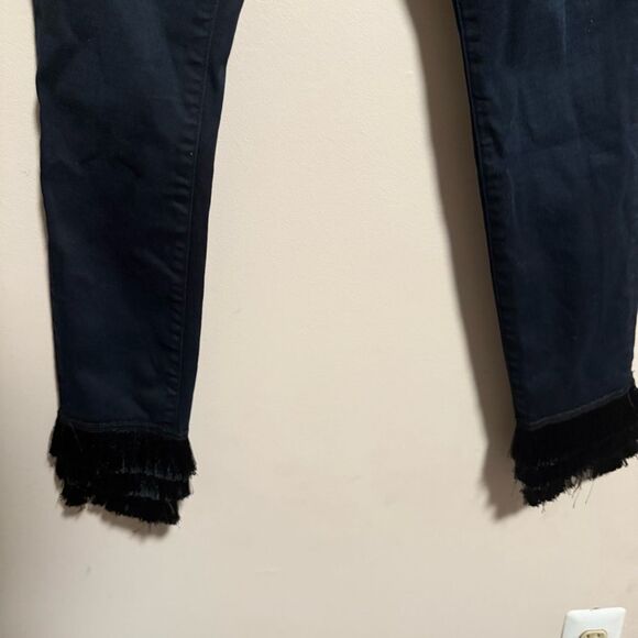 Frame Denim | Byxbee Dark Wash Le High Skinny Jeans with Tiered Fringe- Size 28 - Picture 8 of 14